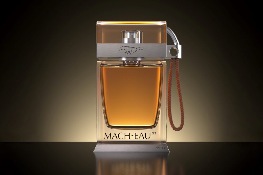 عطر برائحة البنزين