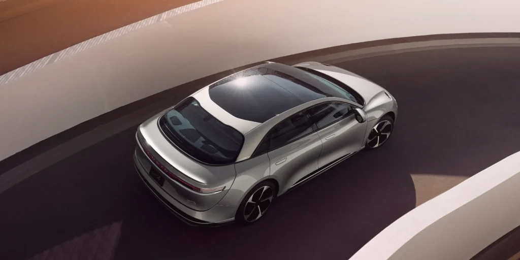 lucid air touring desktop 02 2x